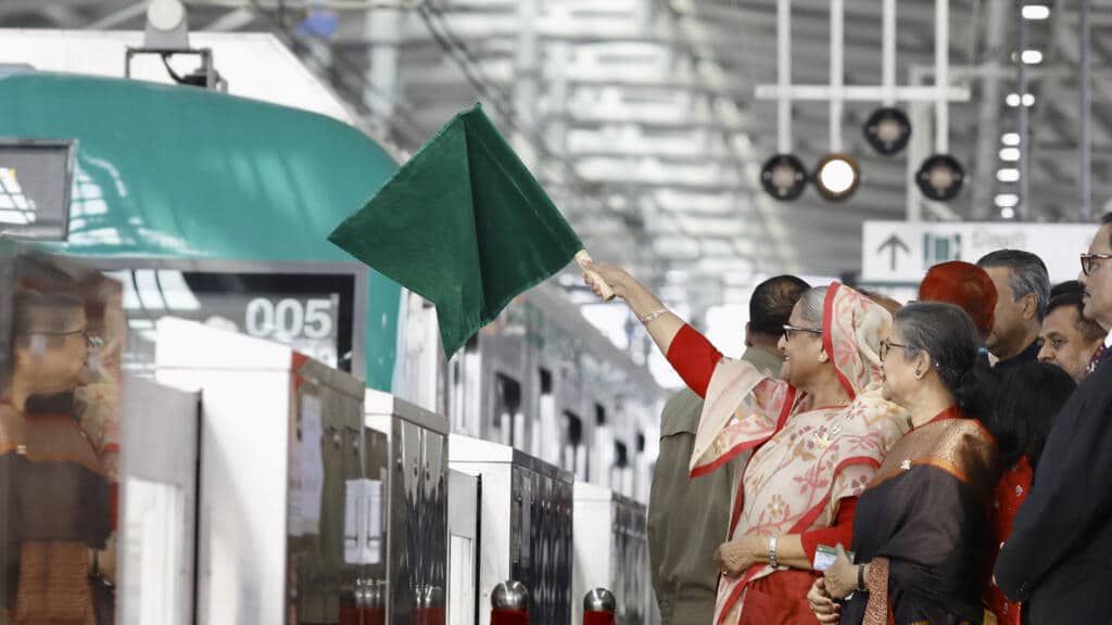 , Informations france: Le Bangladesh inaugure sa première ligne de métro aérien à Dacca